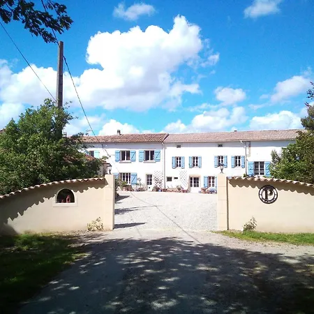 Haus Fuer 6 Personen Und 8 In Villautou By Interhome *