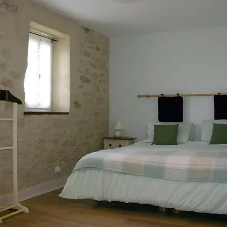 Haus Fuer 6 Personen Und 8 In By Interhome 別荘 Villautou