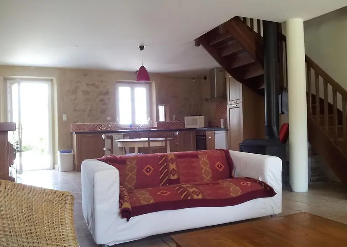Haus Fuer 6 Personen Und 8 In Villautou By Interhome