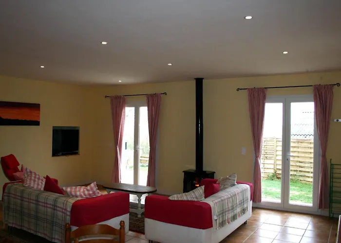 Haus Fuer 6 Personen Und 8 In Villautou By Interhome Villautou